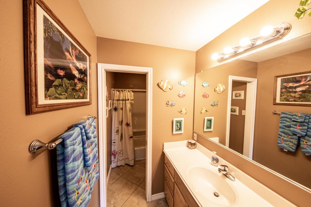 Entertain&Relax at our Beach Home - Pet Friendly Galveston Exterior foto