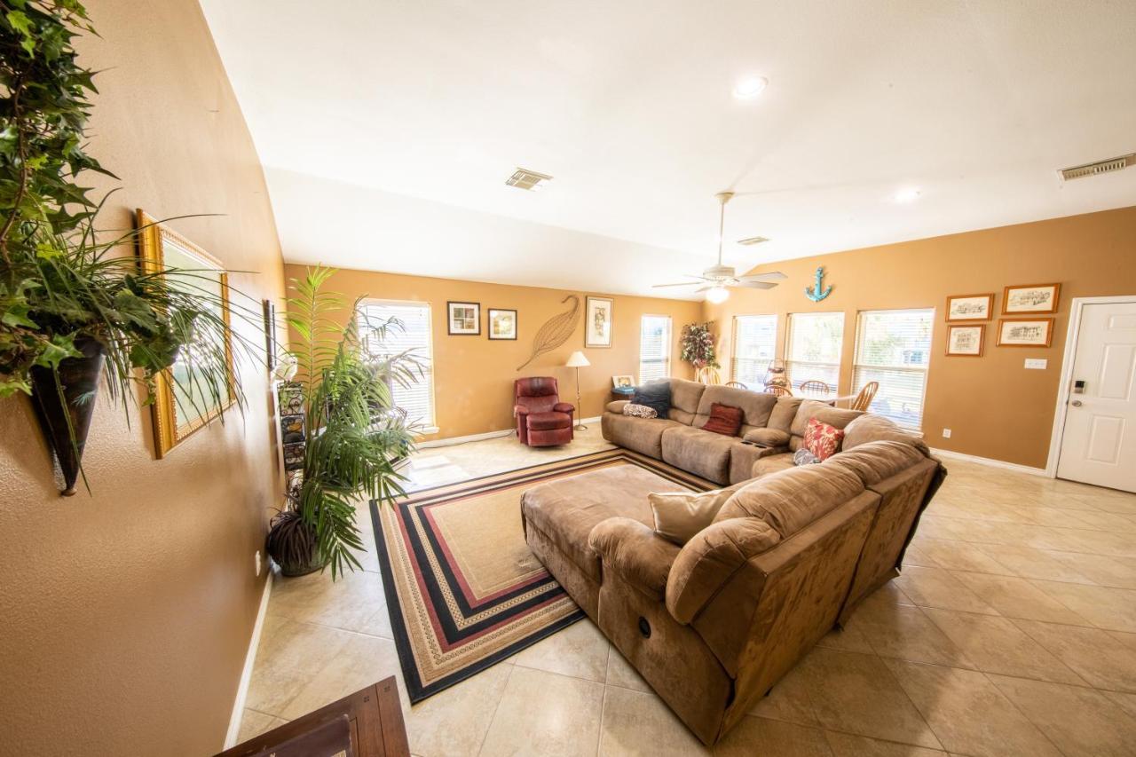 Entertain&Relax at our Beach Home - Pet Friendly Galveston Exterior foto